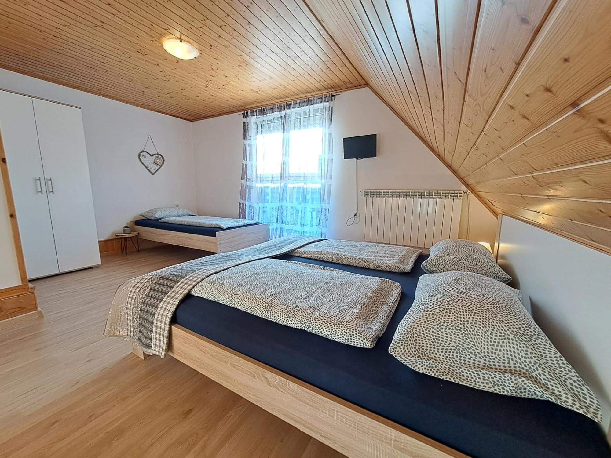 Apartments Rupnik Бовец Екстер'єр фото